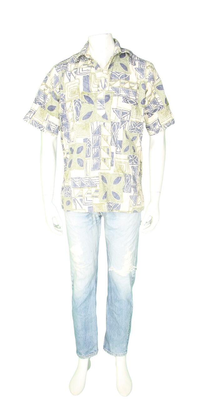 Go Barefoot Hawaiian Aloha Tropical Camp Pullover Reverse Print USA Made Shirt M